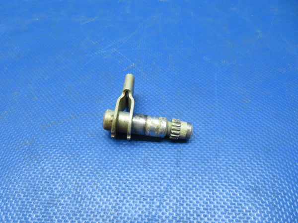 Early Cessna 175 / 175A LH Cabin Door Handle Shaft P/N 0511227-7 (1024-230)