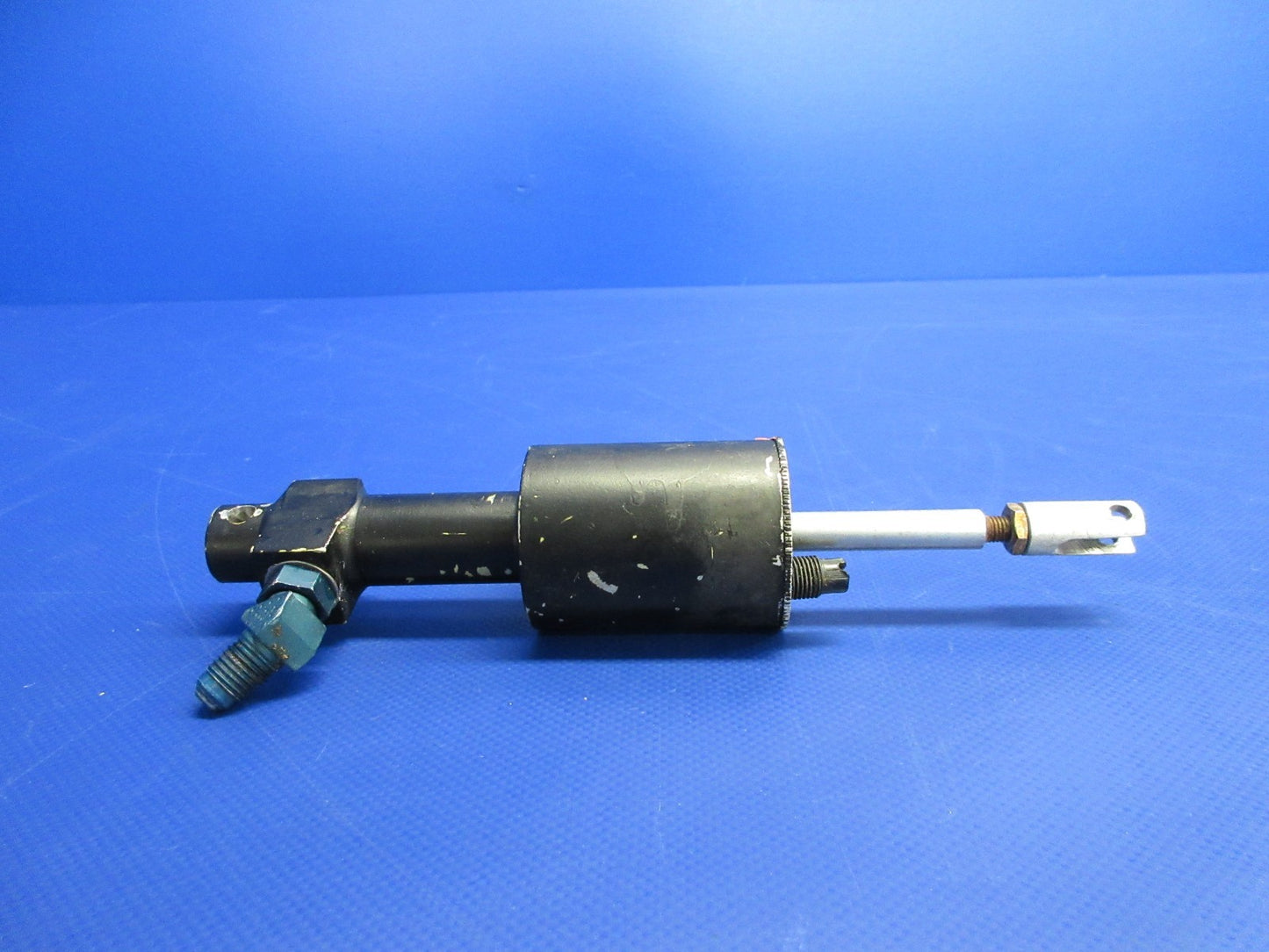 Cessna 421 Brake Master Cylinder P/N 5044000-1 (0726-733)4