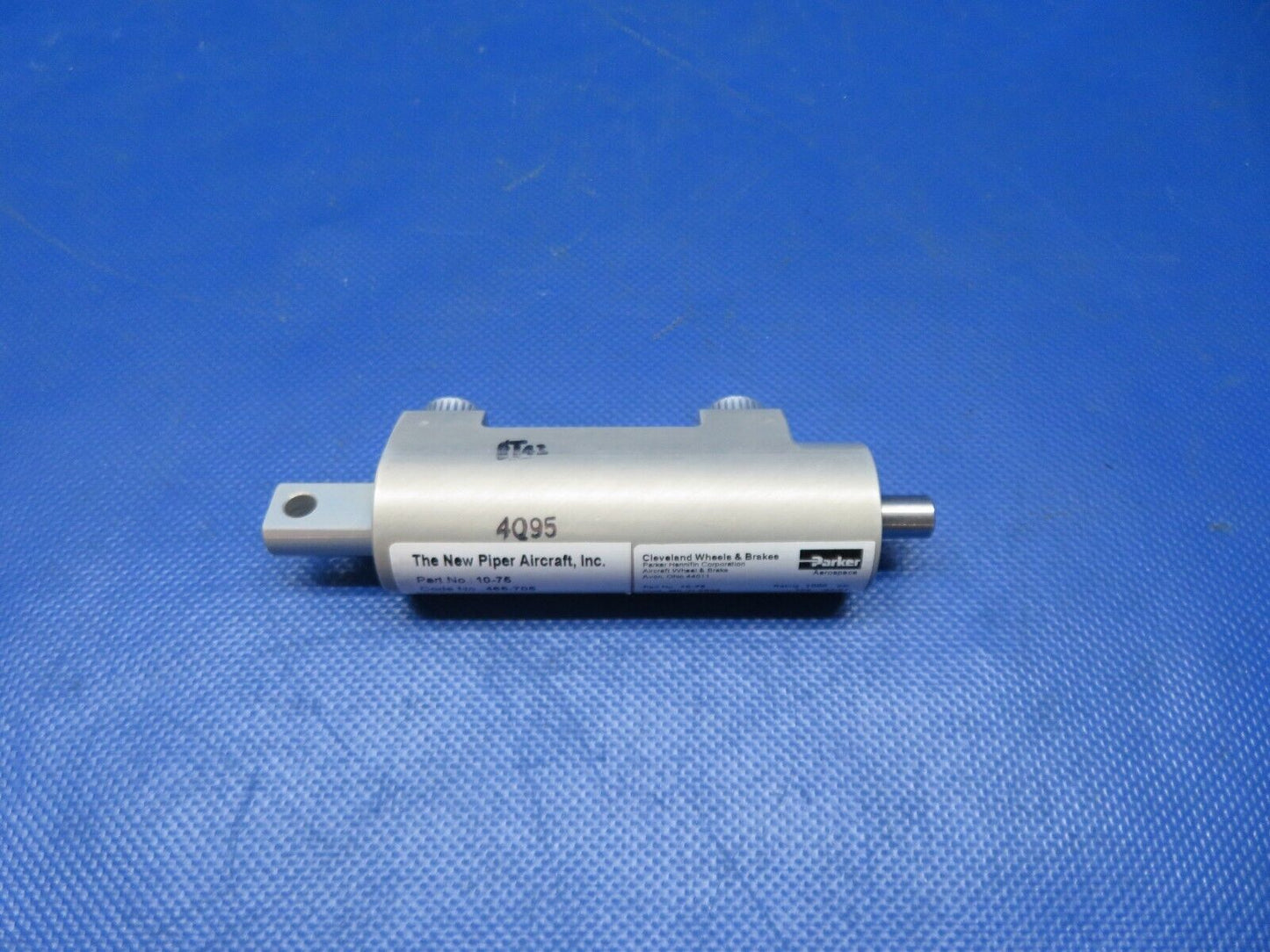 Cleveland Piper Master Cylinder P/N 10-75, 465-705 NOS (0524-197)