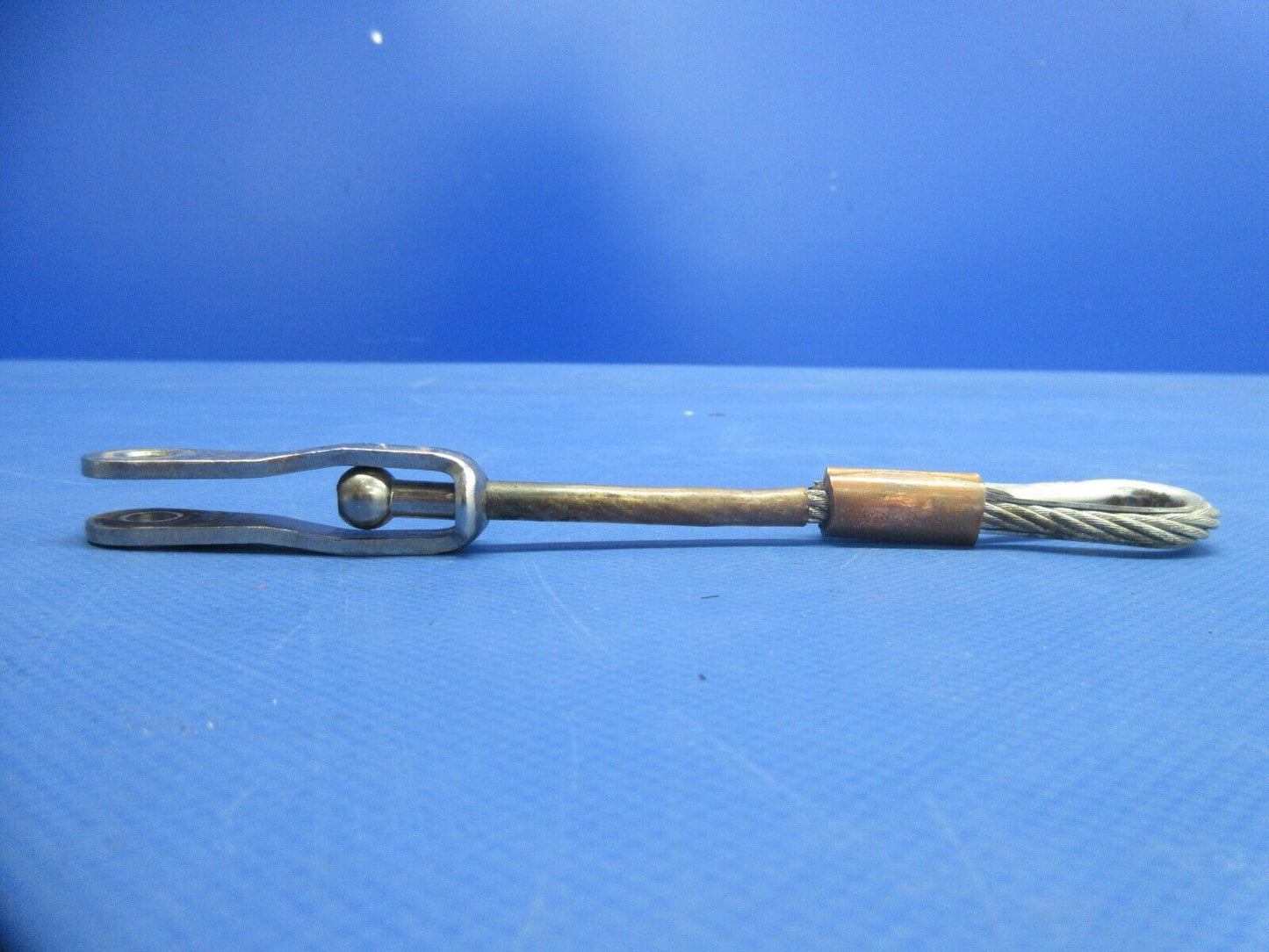 Piper PA-28-161 Warrior Seat Belt Cable & Boot 96908-00 LOT OF 2 (0824-953)