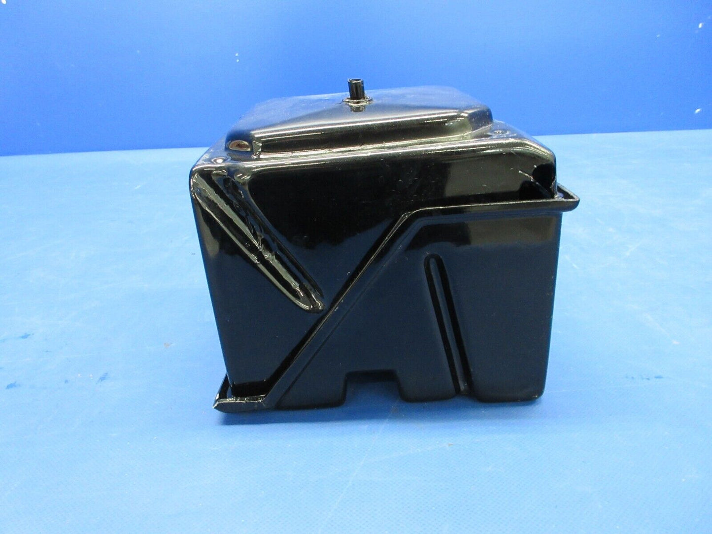 Cessna 337 / P337H Skymaster Battery Box & Base Assy P/N 1550247-1 (0724-1372)