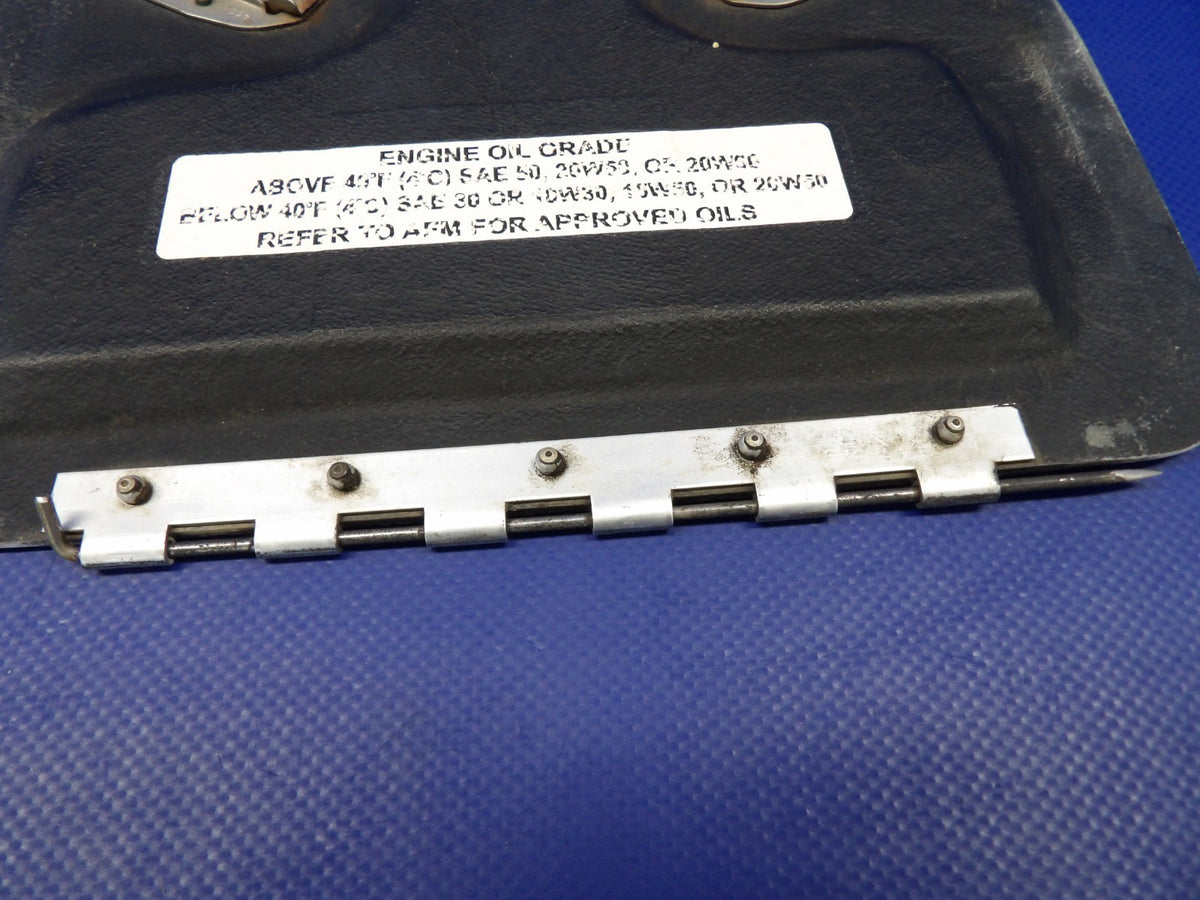 Cirrus SR22 Oil Filler Door P/N 20175-001 (0926-1211)6