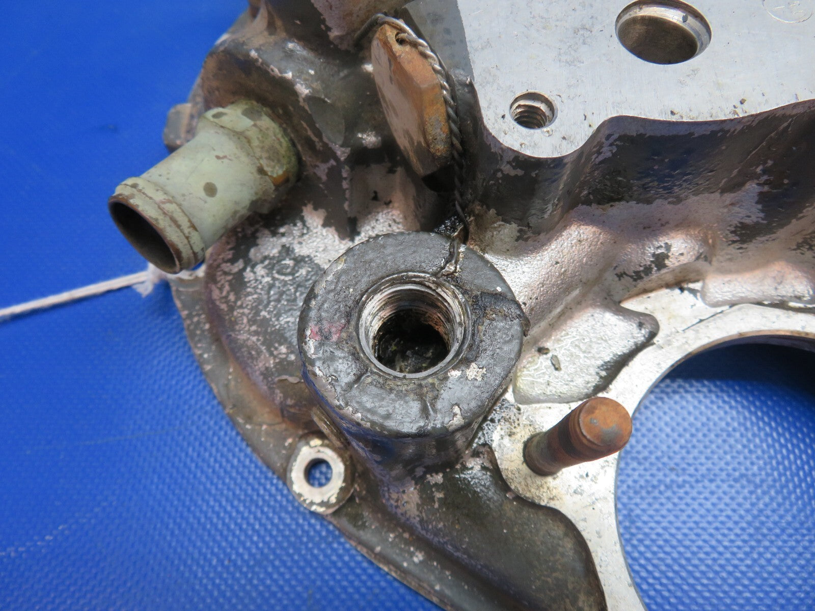 Lycoming Accessory Housing Assembly P/N 76096 (0224-1039)9