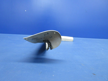 Piper PA-23-250 Aztec Window Moulding Front LH & RH 16527-05 & -02 (0624-875)