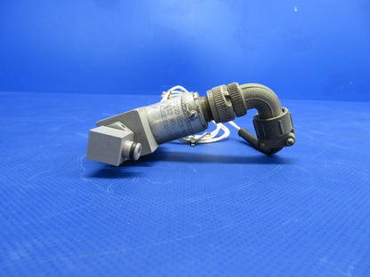Cessna 421 Airesearch Solenoid Valve P/N 13104 TESTED (0826-401)4
