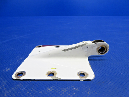 Piper PA-34-200T Seneca II Aft Cabin Door Hinge P/N 68174-00 LOT OF 2 (0626-889)5