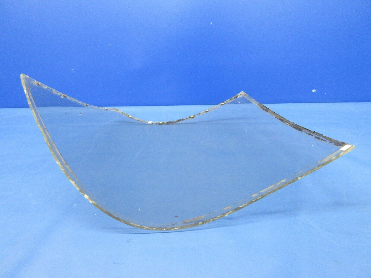 Piper PA-23-250 Aztec Windshield Assy LH P/N 19512-04 (0624-2049)