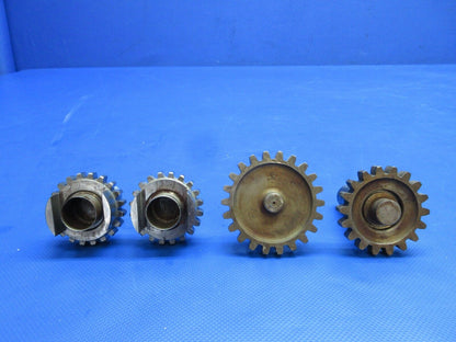 Aircraft Gears MAN CAVE / DECORATION LOT OF 9 (0724-1915)