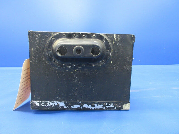 Beech 95 / D95A Travel Air Battery Box Assy & Lid P/N 95-410006-610 (0524-2022)