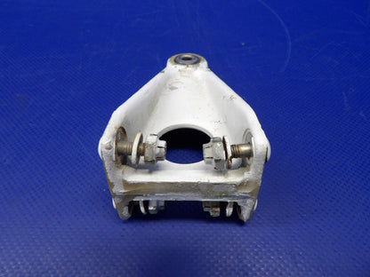 Piper PA-31T1 Cheyenne OTBD Elevator Hinge P/N 45201-00 (0626-1366)9