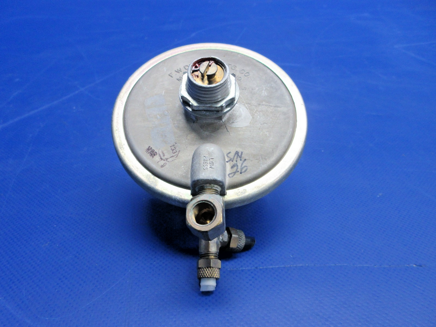 Beech 76 Duchess Dwyer Differential Pressure Switch (0626-716)0