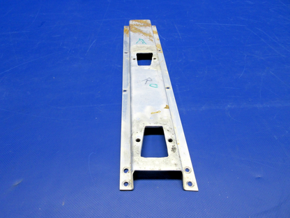 Cessna 310 / 310I AFT Seat Supports LH & RH P/N 0812981-5 & -6 (0326-866)3