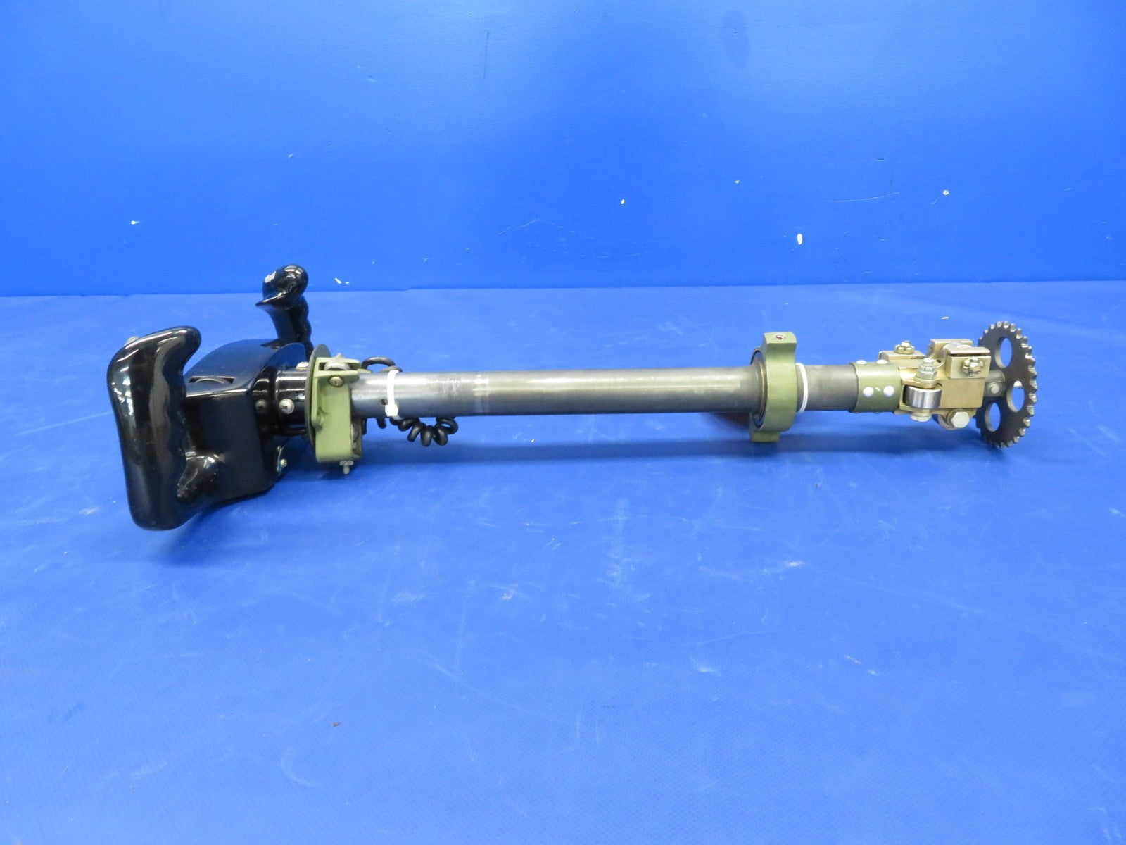 Cessna 421 RH Control Wheel P/N 0896132-20 (0726-435)3