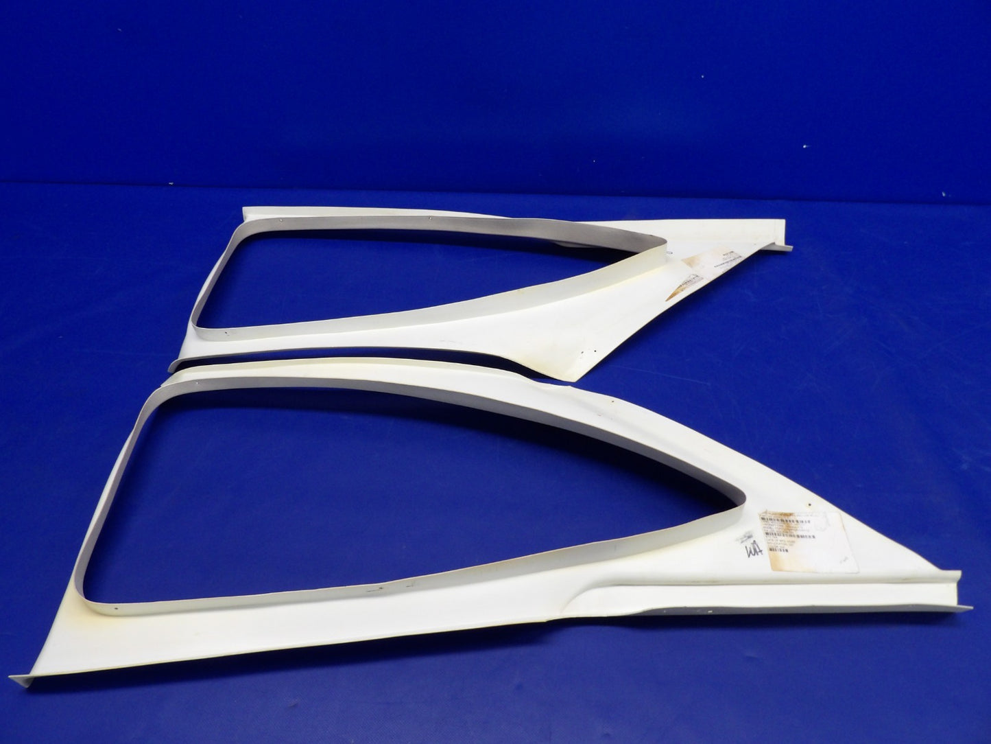 Cessna 172 / 172G RH + LH Rear Window Mouldings P/N 0500210-40 & -41 (0326-2029)15