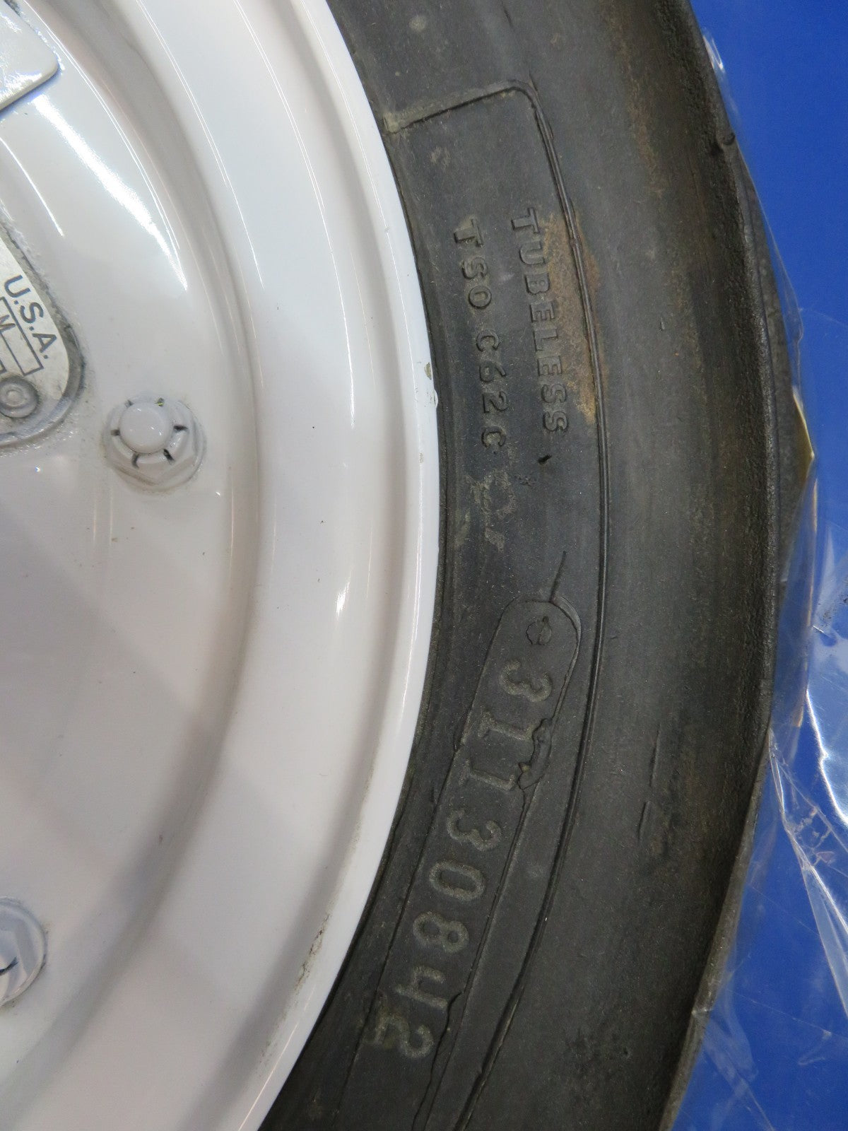 B.F. Goodrich Main Wheel 18 x 4.4 Type VII P/N 3-999 (0926-2165)12