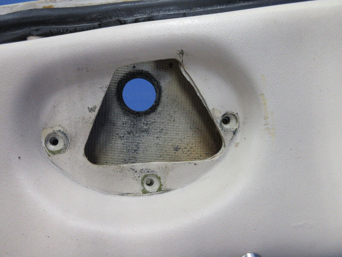Piper PA-34-200T Seneca II Cabin Aft Door Assy P/N 96981-10 (0524-628)