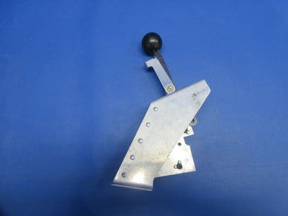 Piper PA-32RT-300T Lance II Cowl Flap Lever Pivot Assy P/N 98548-02 (0924-946)