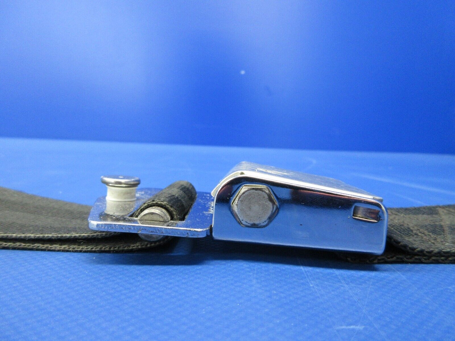 Piper PA-34-200T Seneca II American Safety Seatbelt P/N 440785 (0524-1248)