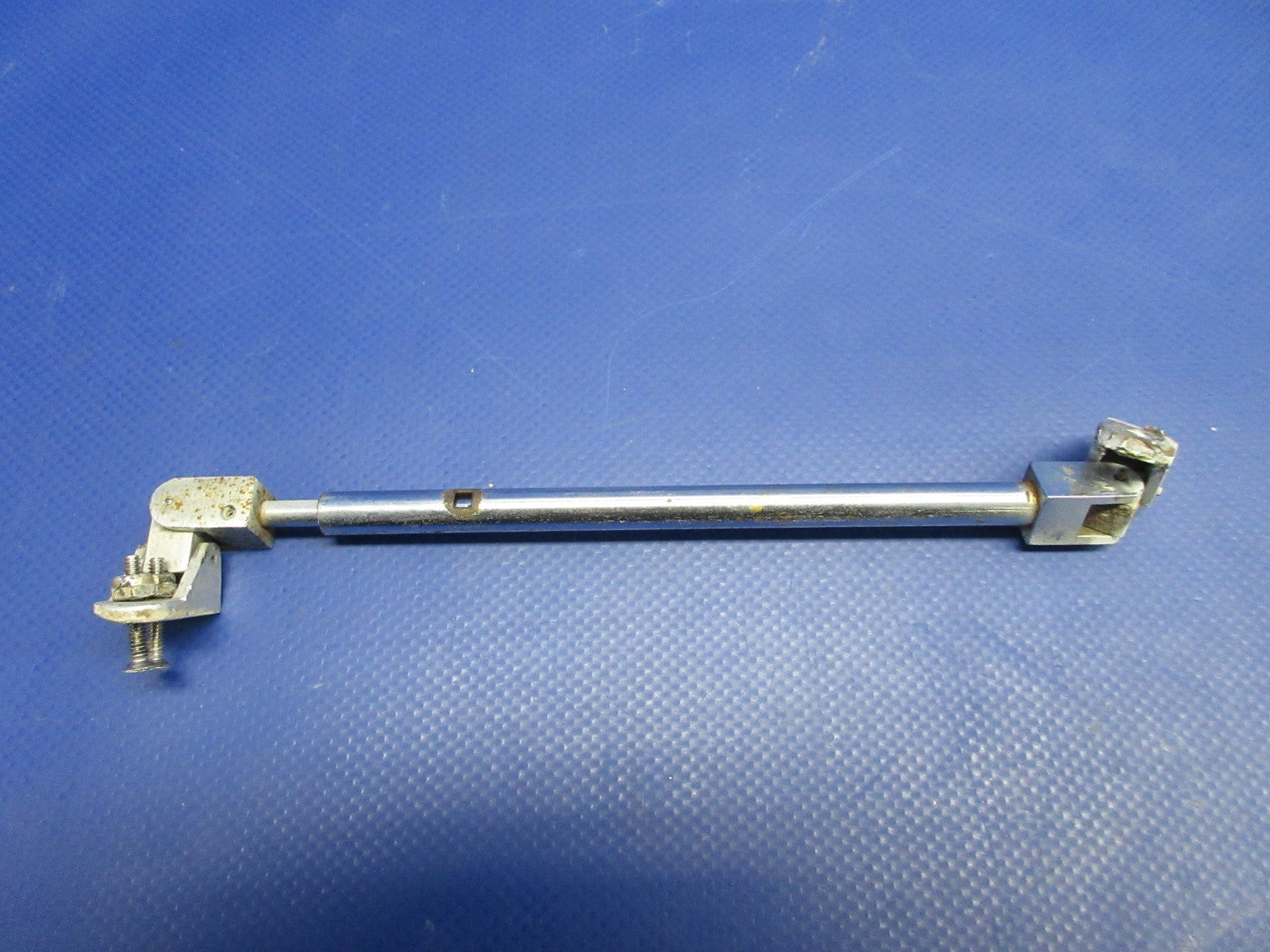 Cessna 310 / 310I Foul Weather Window Telescopic Holder P/N 0811735-1 (0326-877)11