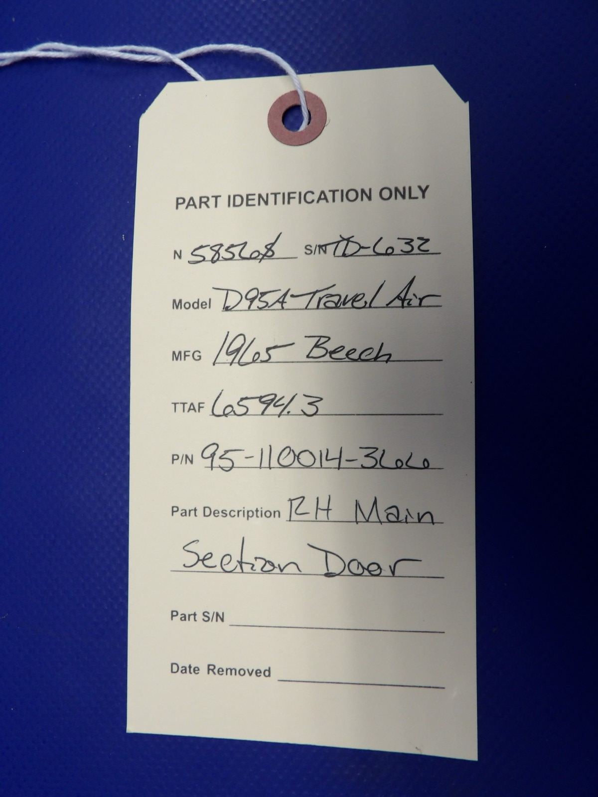 Beech D95A Travel Air Right Hand Main Section Door P/N 95-110014-366 (0226-516)11