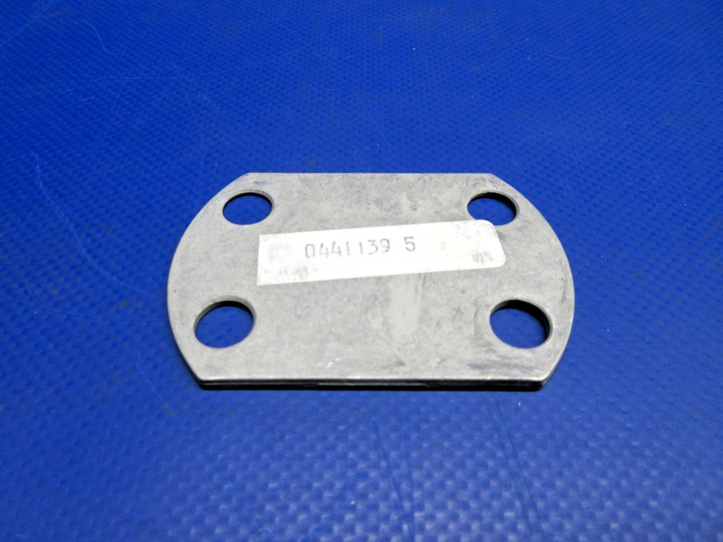 Cessna Landing Gear Axle Shim P/N 0441139-5 NOS (0426-724)2