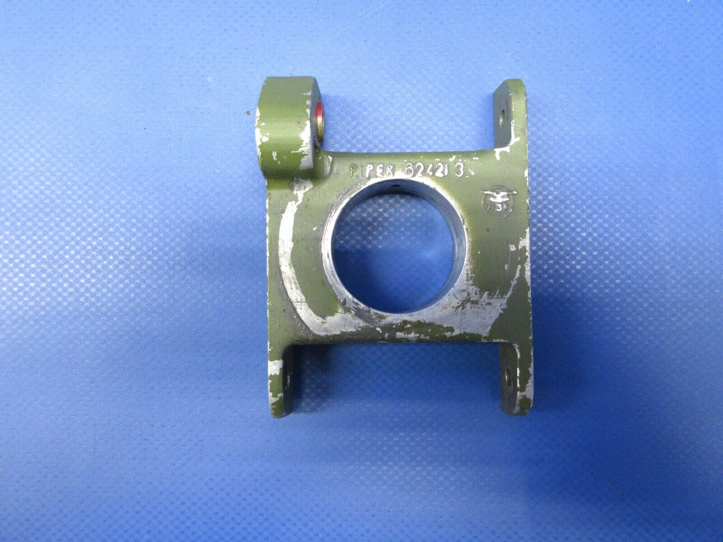 Piper PA-34-200T Seneca II RH Flap Torque Tube Fitting P/N 62421-01 (0524-1243)
