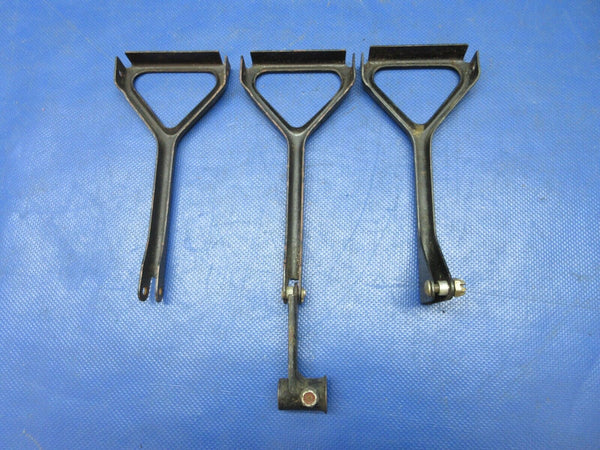 Cessna Rudder Pedal Links & Bellcrank P/N 0411563 (1124-1331)