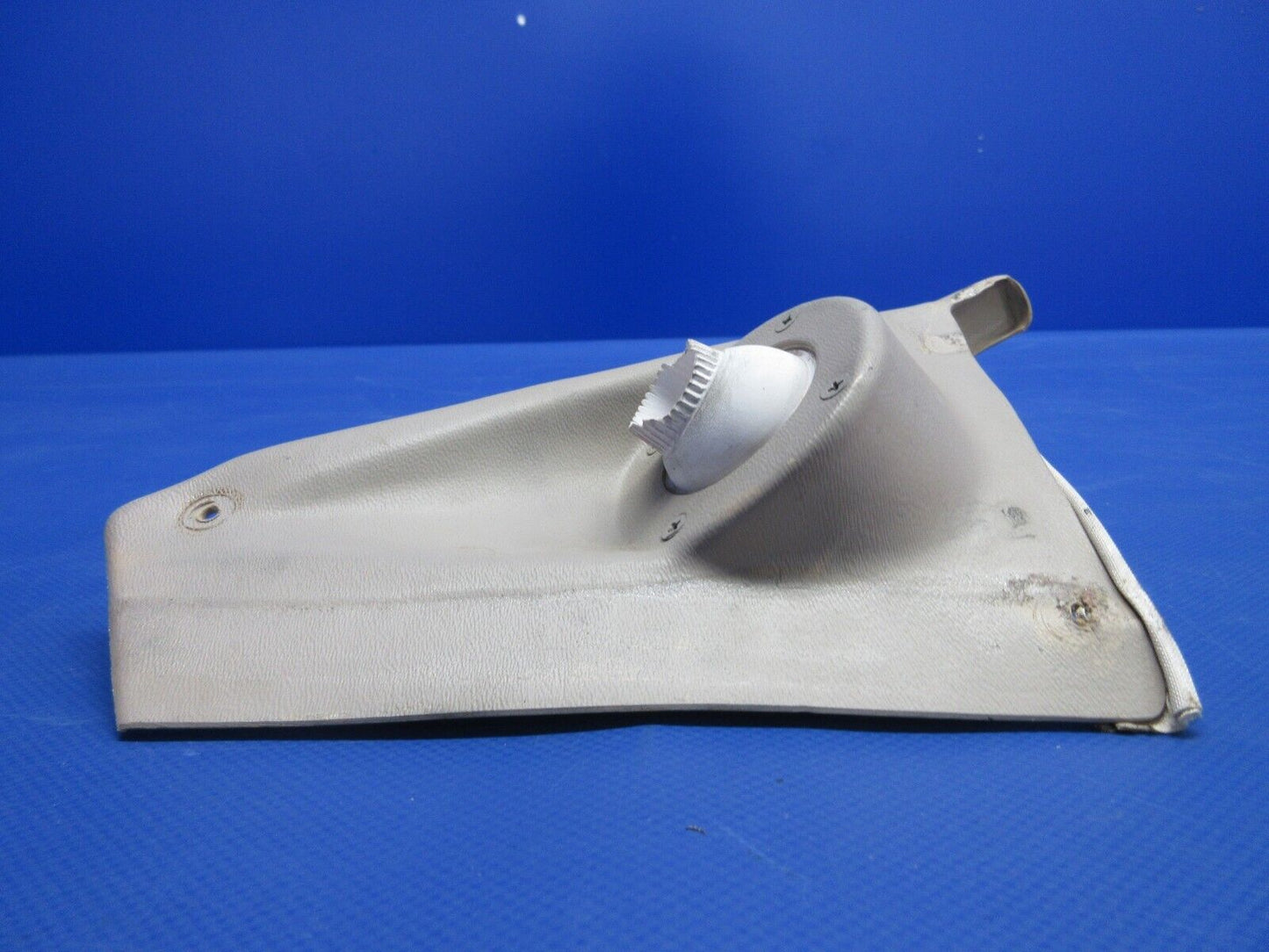 Beech 19A Musketeer Outlet LH Escutcheon P/N 169-534026-1 (0424-1347)
