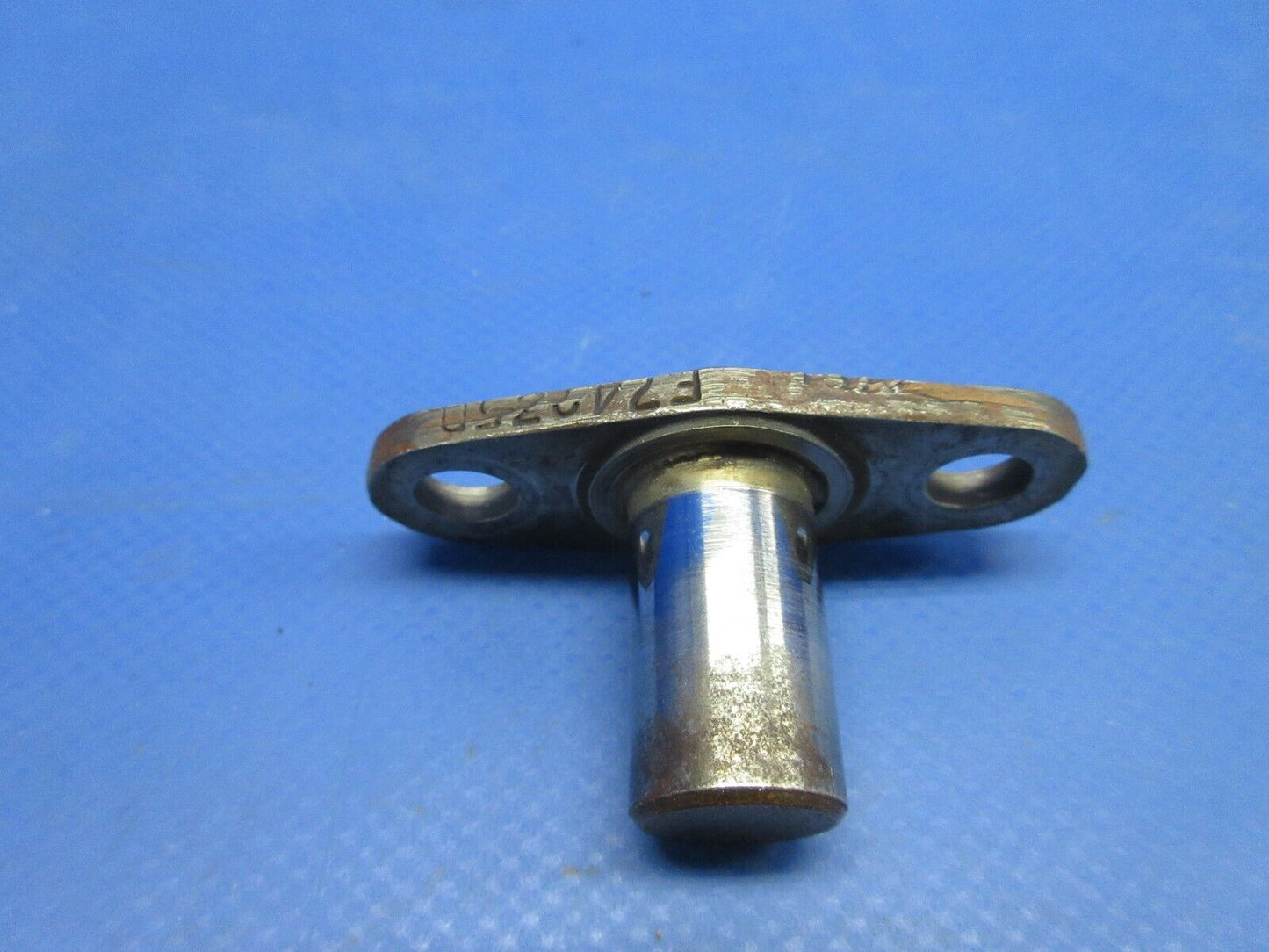 Lycoming IO-360-AIB6 Crankshaft Idler Gear Shaft P/N LW-13796 (0624-993)