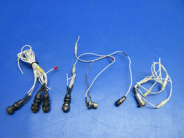 Cessna 337 / P337H Instrument Lights P/N 801-1030-0333-504 LOT OF 17 (0724-1927)