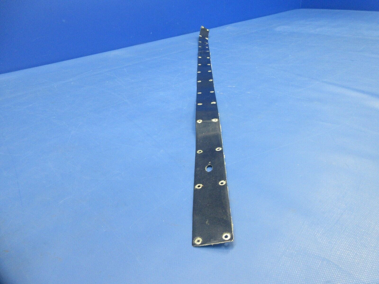 Enstrom 280FX Helicopter Center Windshield Stiffener 280-113022-17 (1124-791)