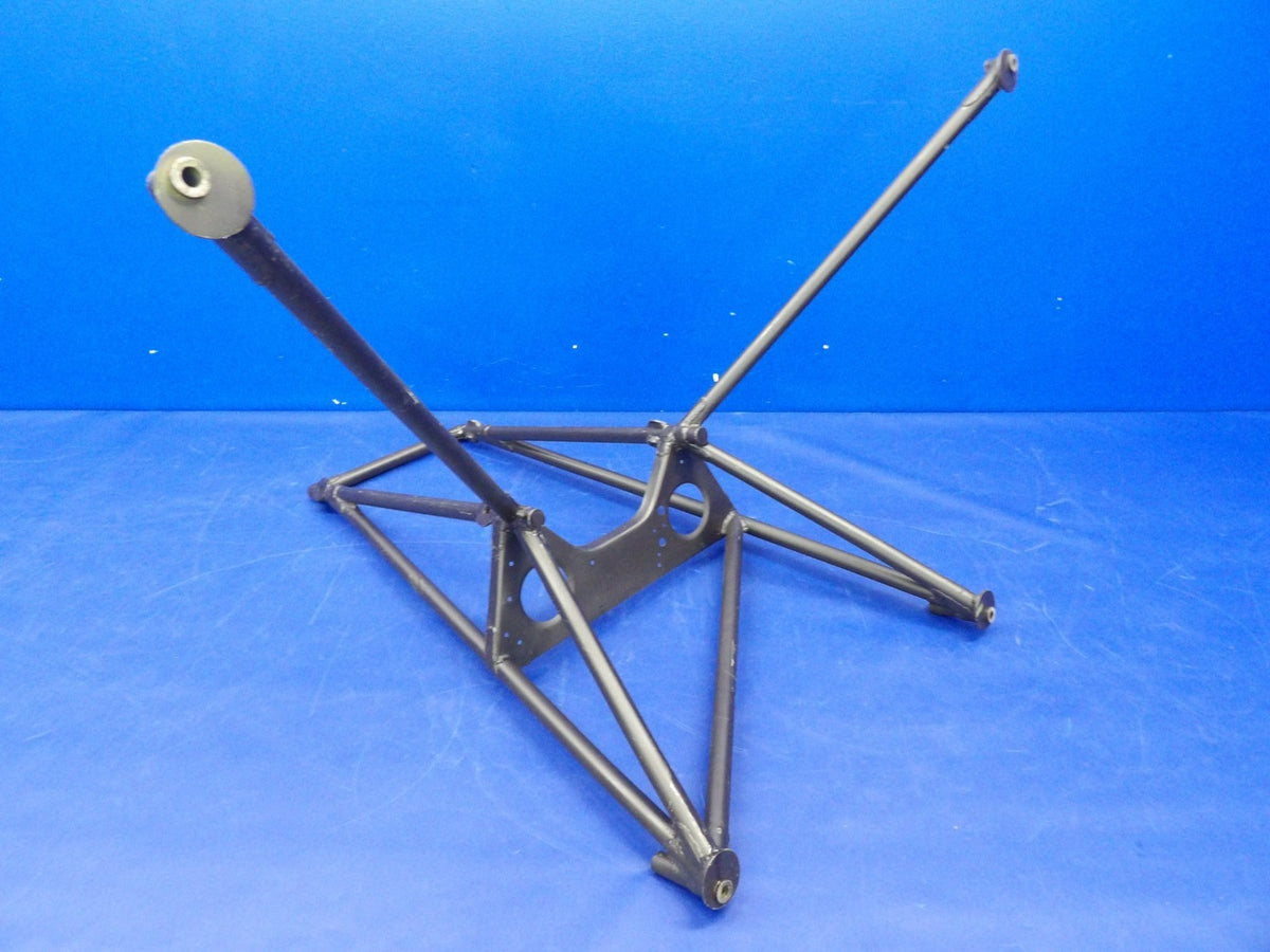 Globe  / Temco GC-1B Continental 125 / 145 Engine Mount 11-710-2520 (0926-1231)10