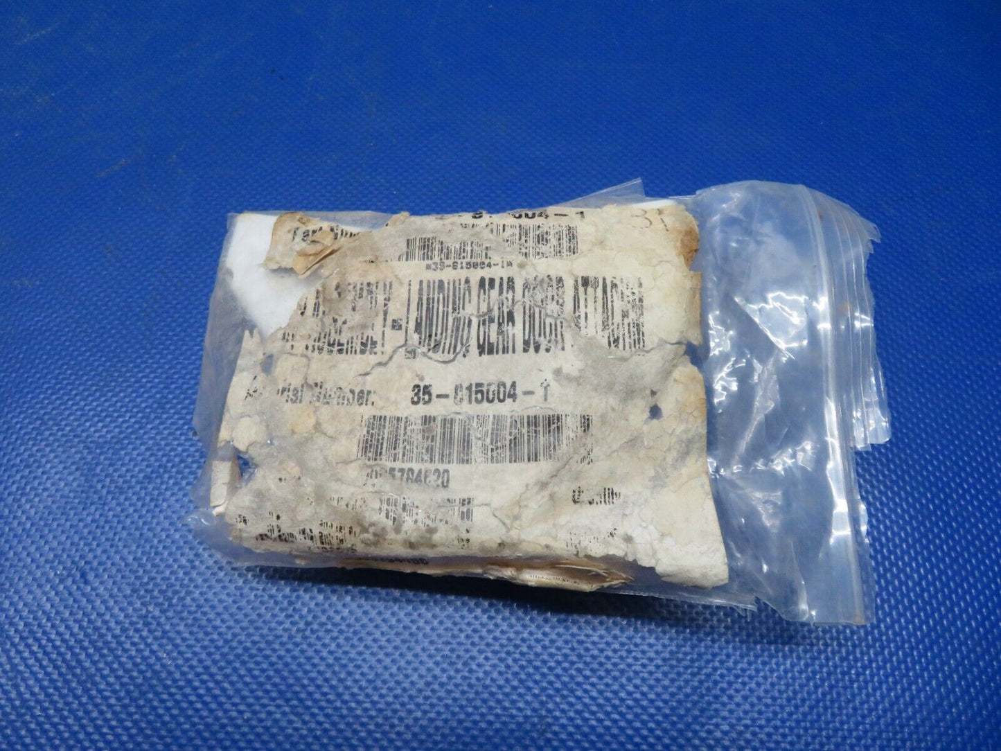 Beech Main Gear Clamp P/N 35-815004-1 NOS (0524-184)