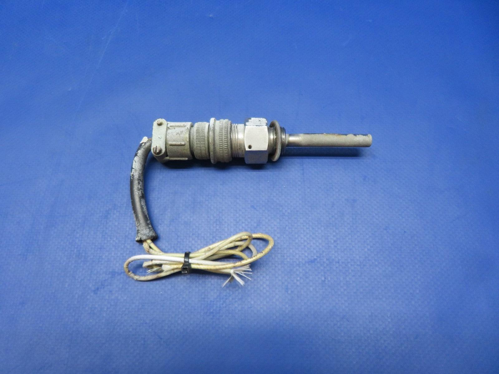 Cessna 310 / 310I Lewis Oil Temperature Probe AN5525-1 TESTED (0426-116)8