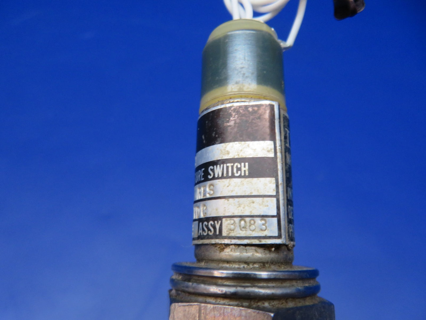 Cessna 421 ITT Neo-Dyn Pressure Switch 28v P/N 9910287-8 CORE (0326-153)7