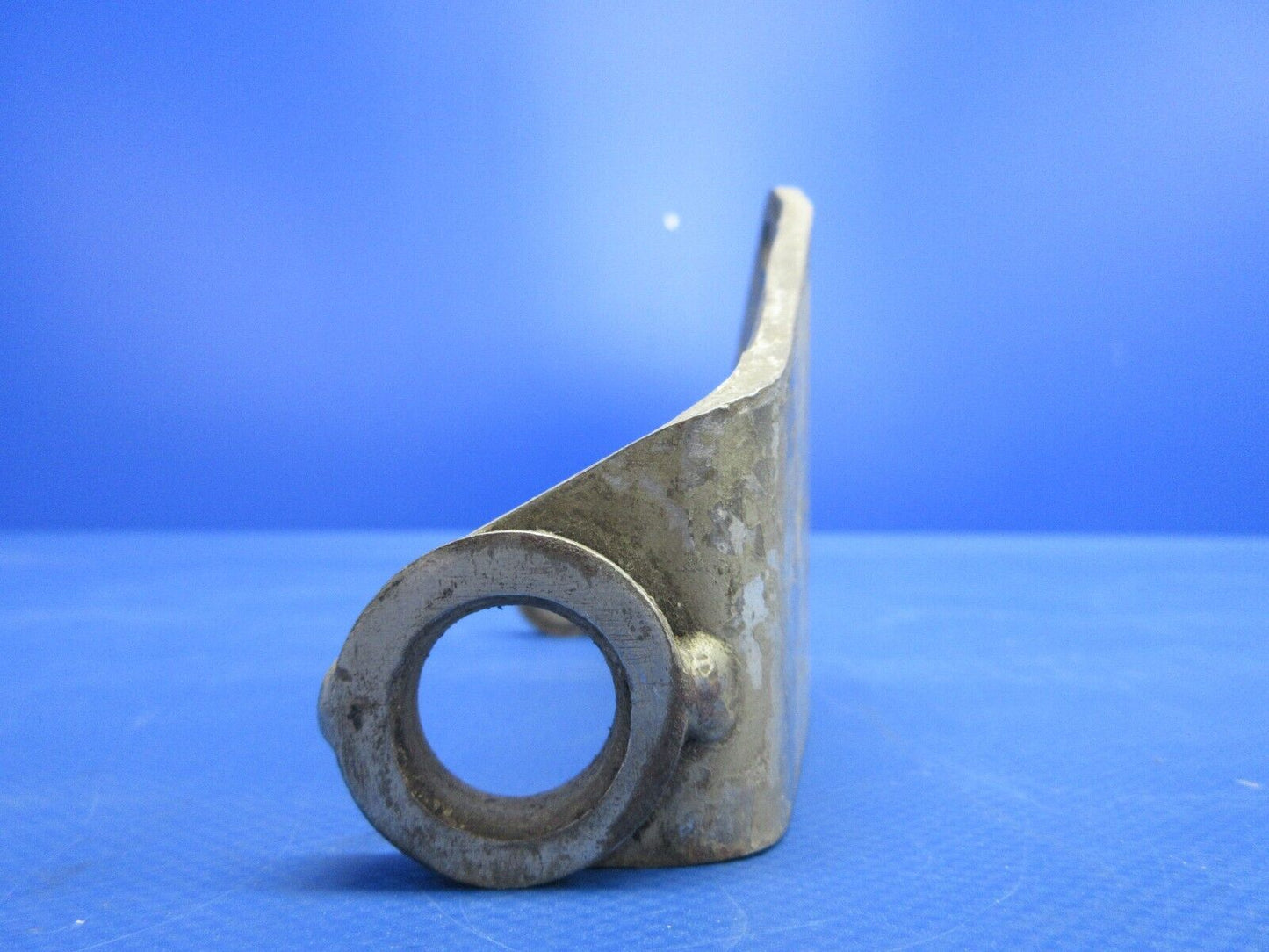 Continental Generator Bracket P/N 627690 (0324-1269)