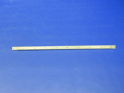 Cessna Fuselage Bulkhead Reinforcement Angle RH P/N 0513000-9 NOS (0625-1217)0