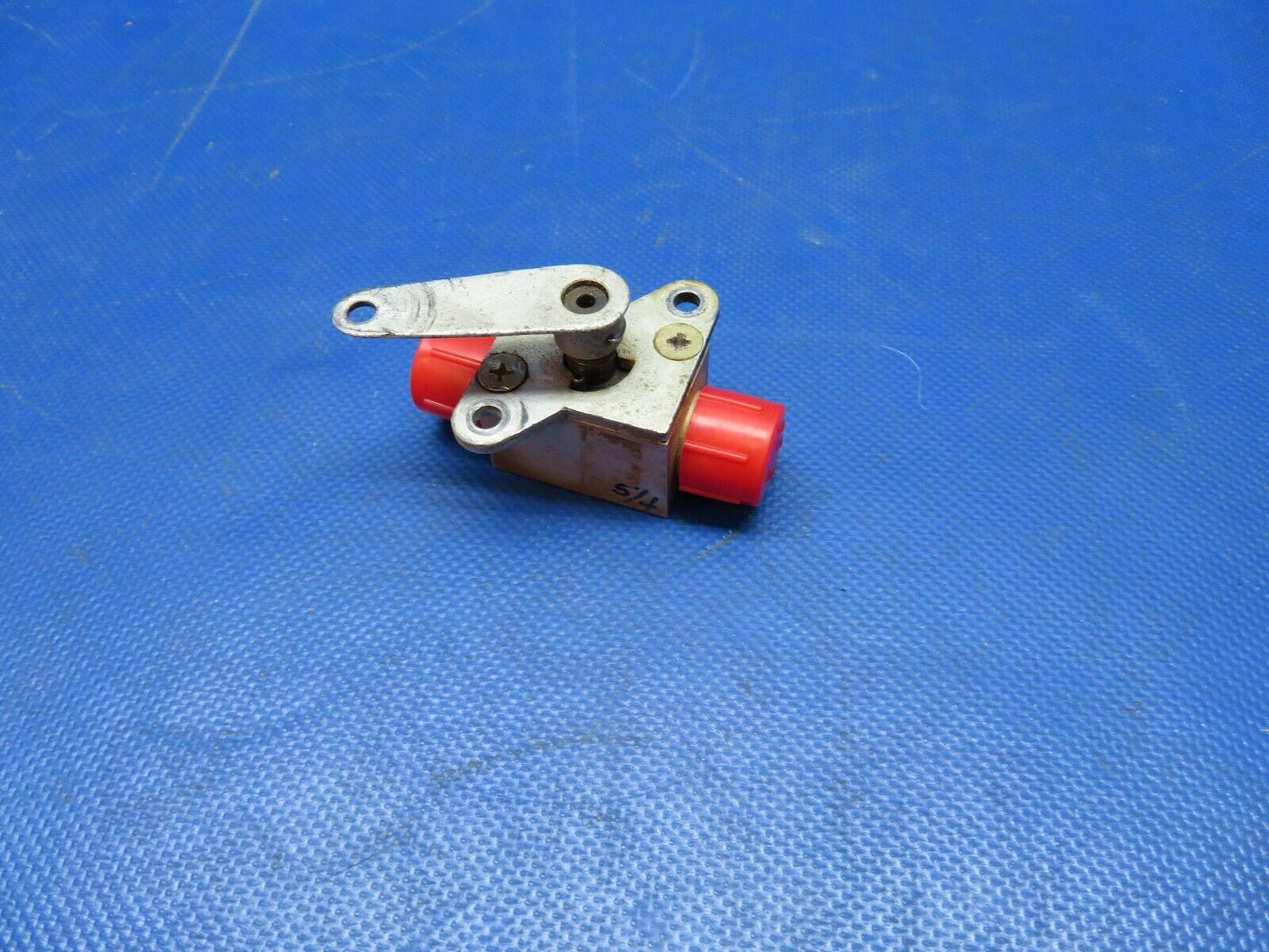 Cessna 177 / 177B Cardinal Sedco Fuel Shut Off Valve P/N S1903-1 (0824-1030)