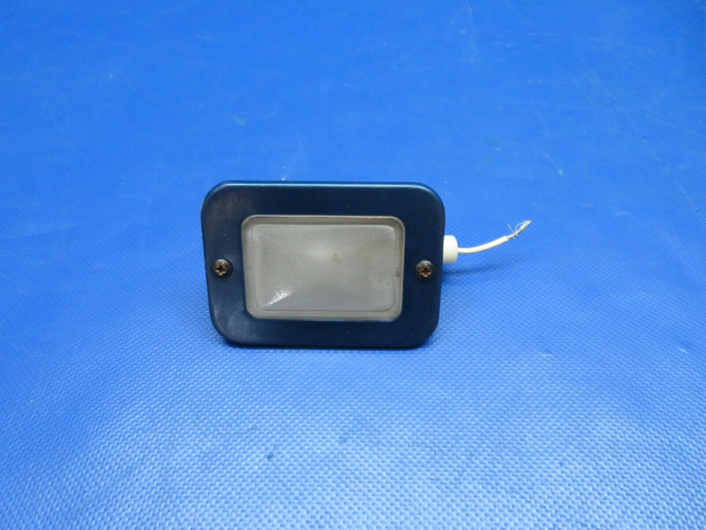 Bellanca 17-30A Viking Grimes Interior Light 13v P/N B-3550-93 TESTED (0624-114)