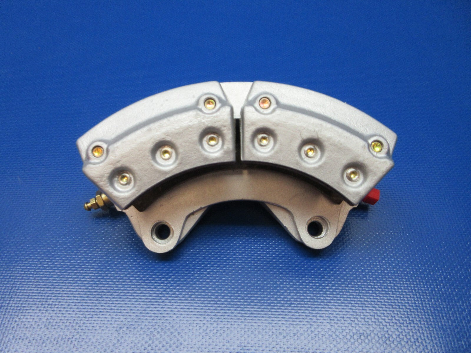 Cleveland Brake Caliper Assy w/ Linings P/N 37-200 REBUILT (1124-1376)6