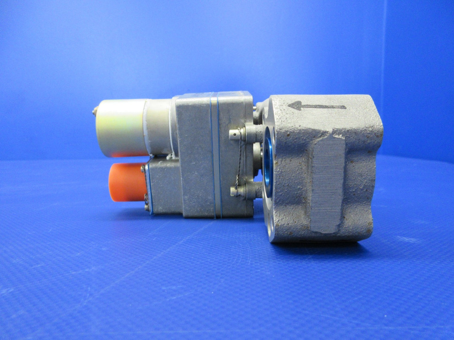 Beech Electromech Fuel Shut Off Valve 28V w/8130 P/N 101-389025-5 NOS (0426-755)9