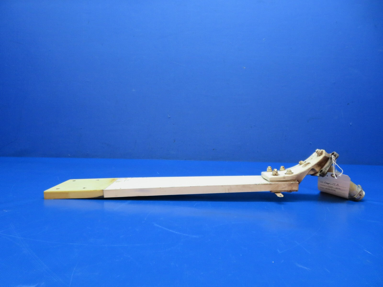 Grumman Yankee Trainer AA-1B LH Main Gear Strut w/Axle 701055-1 (0124-299)2