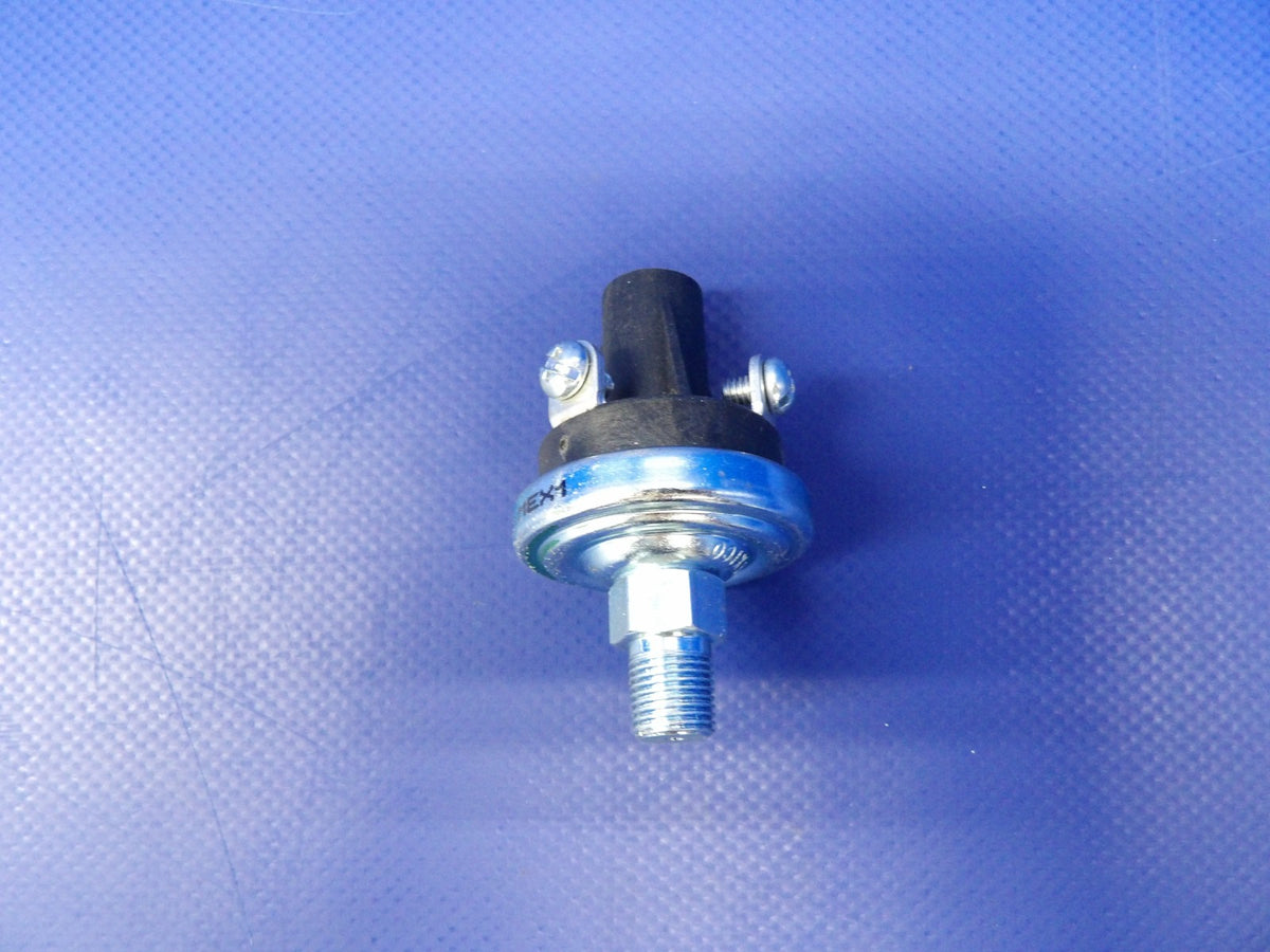Honeywell Hobbs / Hour Meter Pressure Switch P/N 10-00813 NOS (0526-1396)0