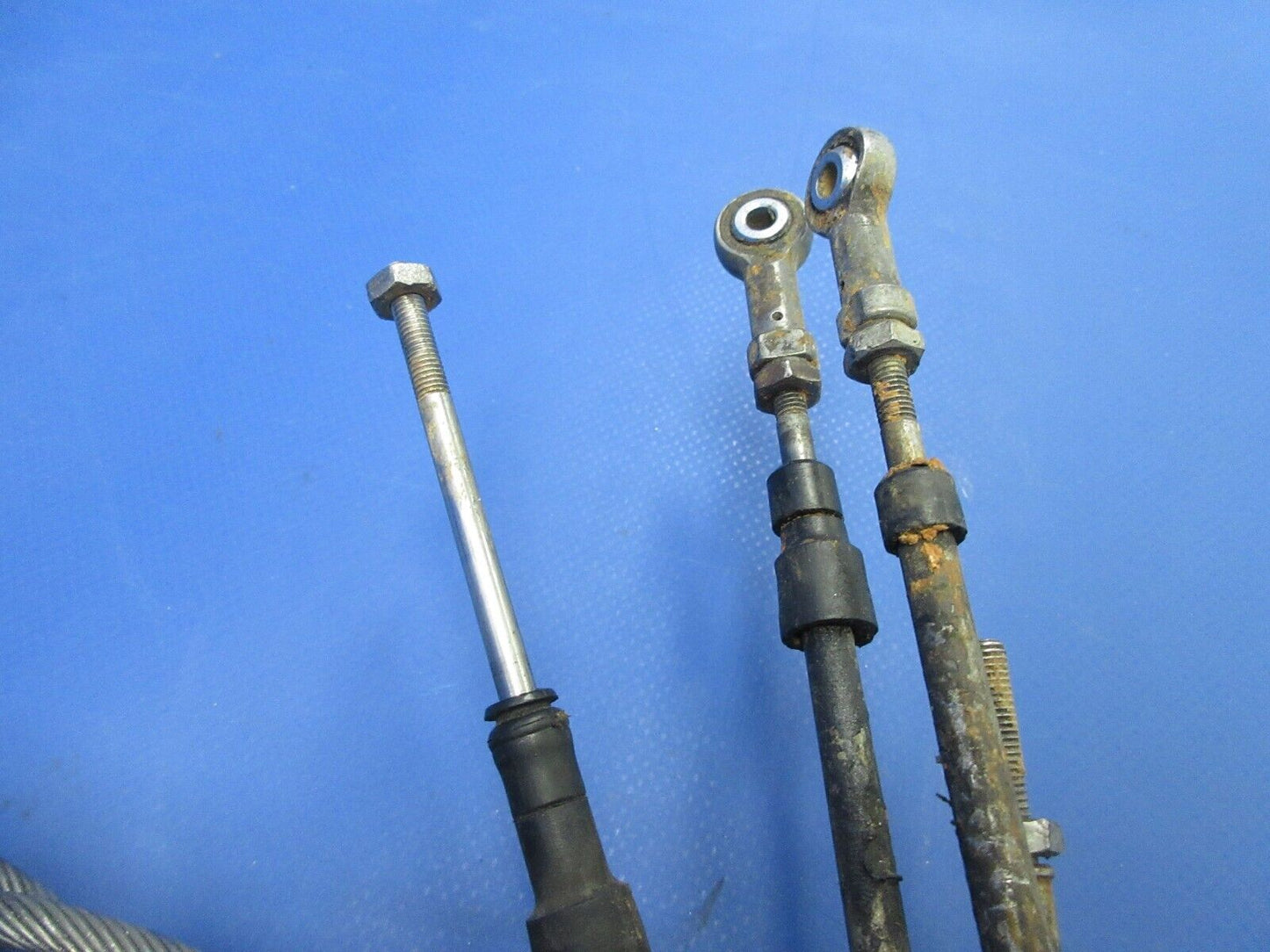 Piper PA-34-200T Seneca II Right Engine Assorted Control Cables (0924-826)