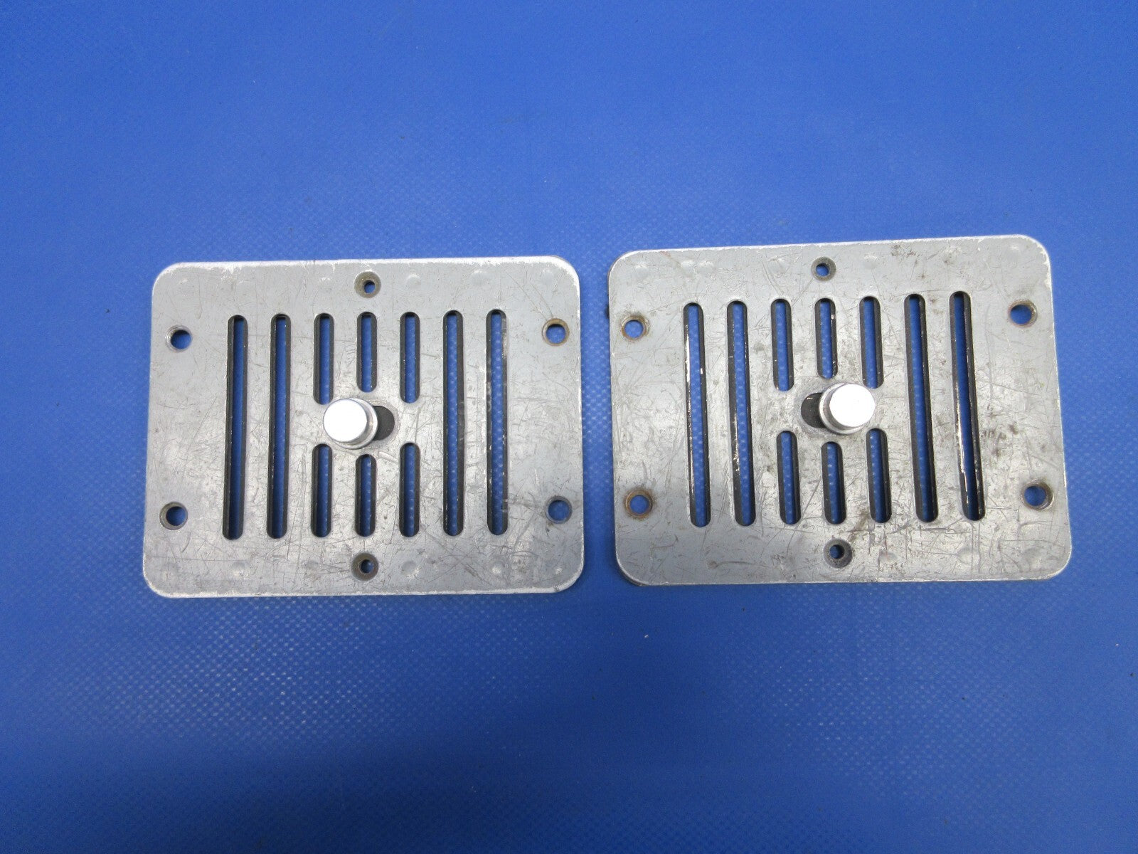 Piper PA-23-250 Aztec Air Outlet Grill Assy P/N 18798-00 LOT OF 2 (0624-836)1