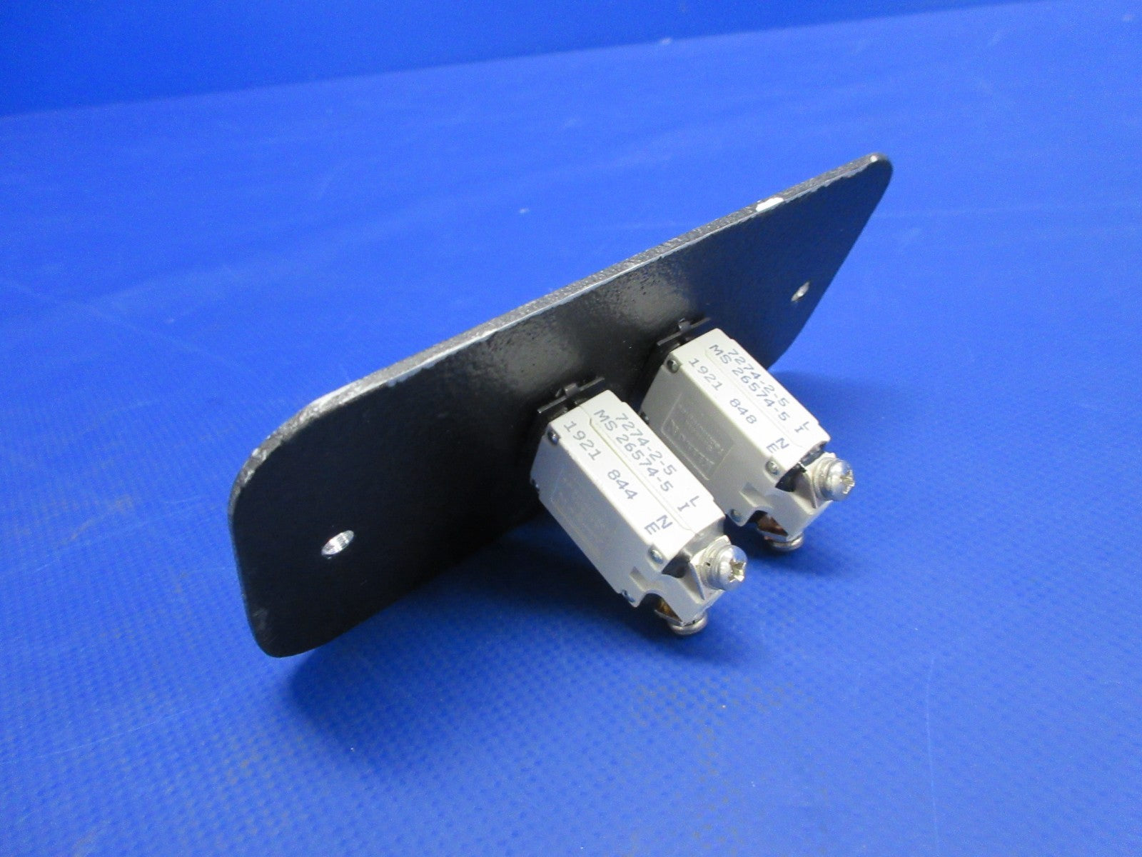 Cessna 310 / 310I Circuit Breaker Panel (0326-948)3