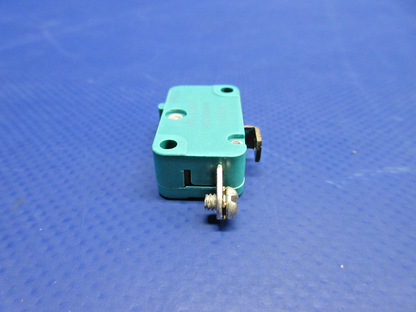 General Aviation Inc Microswitch P/N V3-1003 NOS (0826-730)11