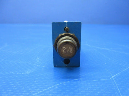 Mechanical Products 21/2 Amp Circuit Breaker P/N 1500-052-205 TESTED (1224-1297)
