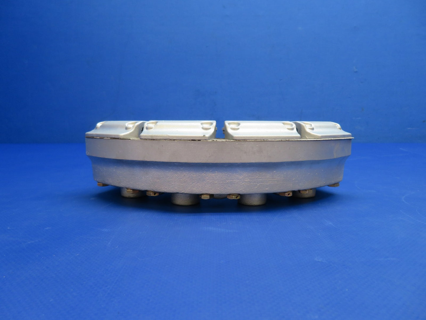 Cessna 421 Cleveland Brake Caliper w/ New Linings P/N 30-100 REBUILT (0326-1761)11