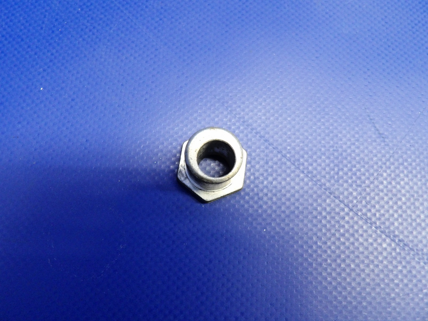 Cessna 172 / 172G Wing Bolt Bushing P/N 0512123 LOT OF 4 (0326-1216)5